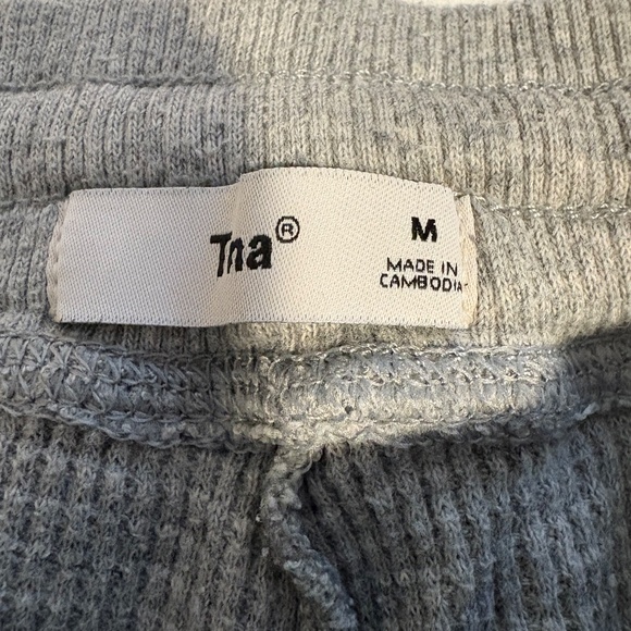 TNA Waffle-Knit Cargo Joggers – Size M (Grey) - Picture 3 of 3